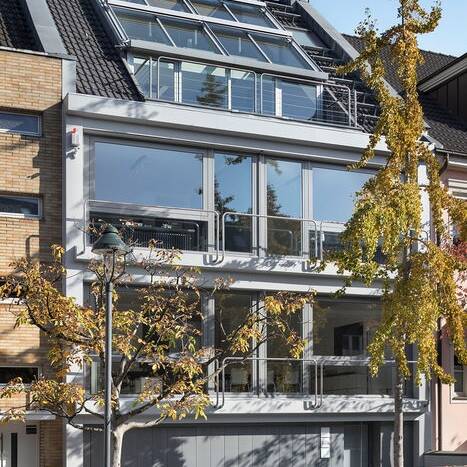 003_jk181017_10_700pixel