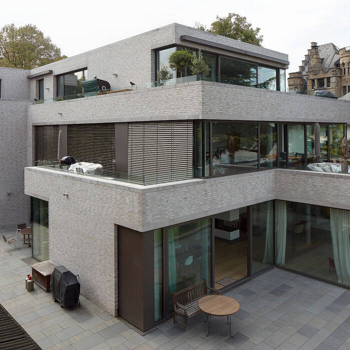 012_15_700pixelmiWOAwtuPt6Yd