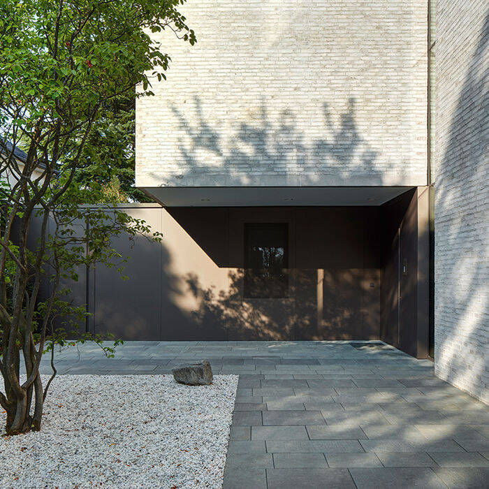 017_10_700pixelIsaFc59kQrkaW