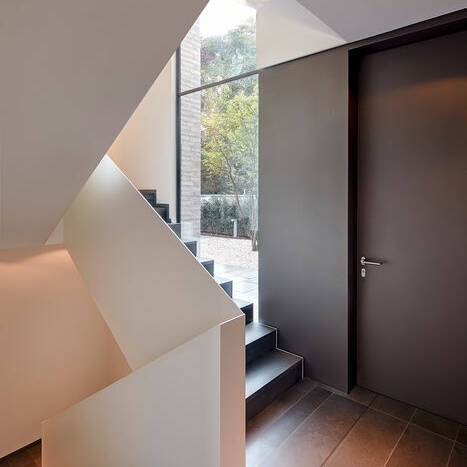 027_10_700pixelg2rADO0jCs0ae