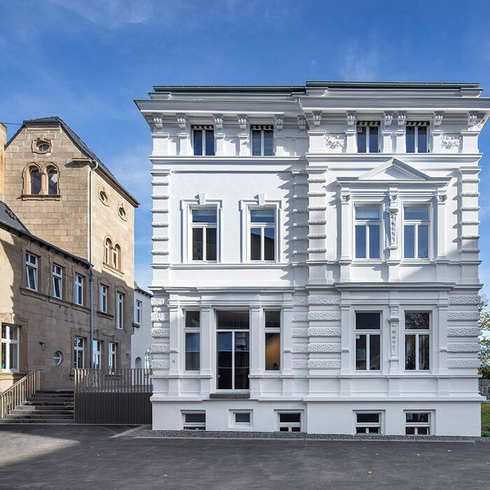 027_jk271022_10_700pixel