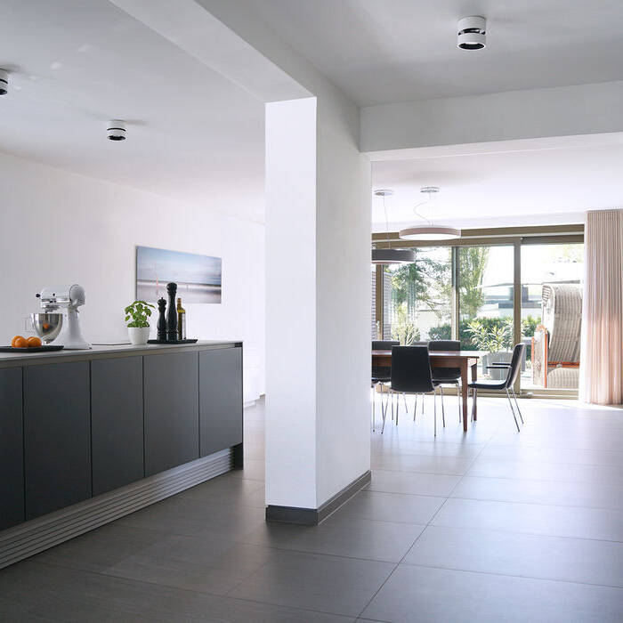 03_15_700pixel8QkF3pWFcmGPA