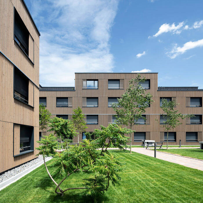 03_15_700pixeldqPmuG4w9Y53c