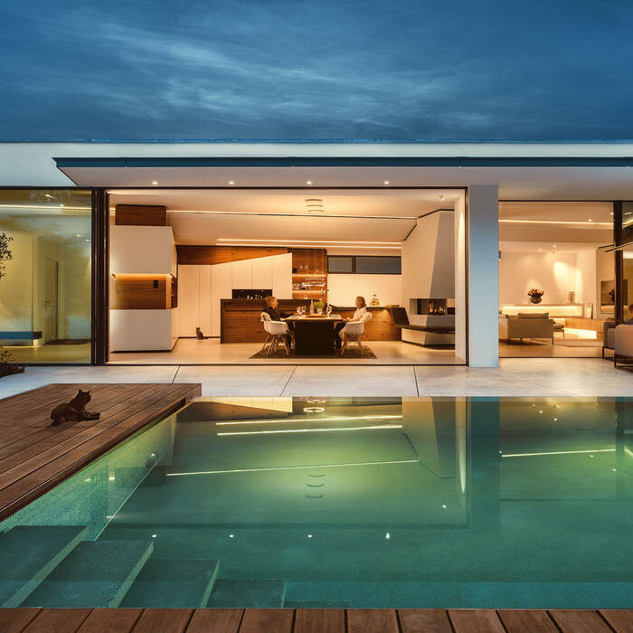 04-Pool-Haus_700pixel