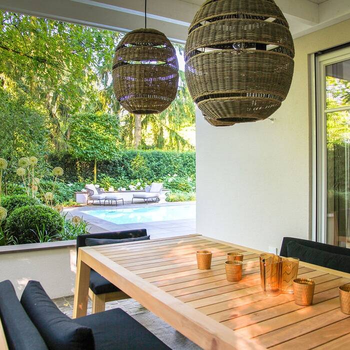 050-garten-ueberdachung-pavillon-sichtschutz-pool-poolhaus-naturstein-spa-infinitypool-gartendesign-hochbeet-gartengestaltung-gartenbau_15_700pixel