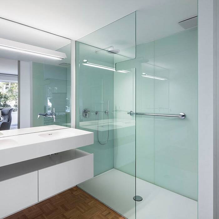 051_jk181017_10_700pixel