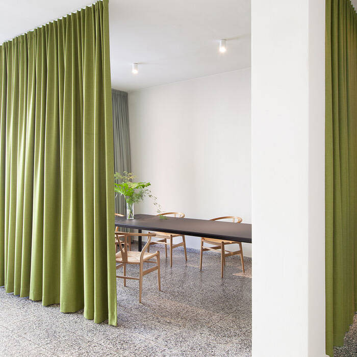 05-ST54-Aya-Schamoni_15_700pixel