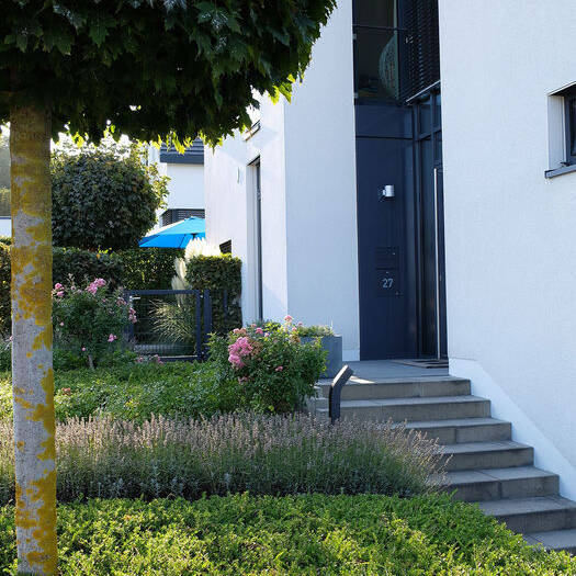 05-besgen-Beetpakete-Vorgarten-Bornheim_10_700pixel