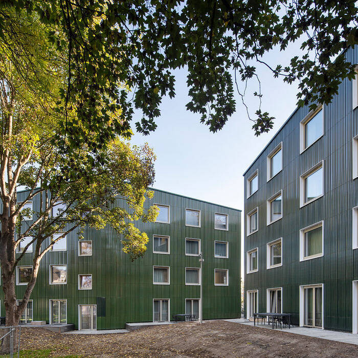 065_jk271022_15_700pixel