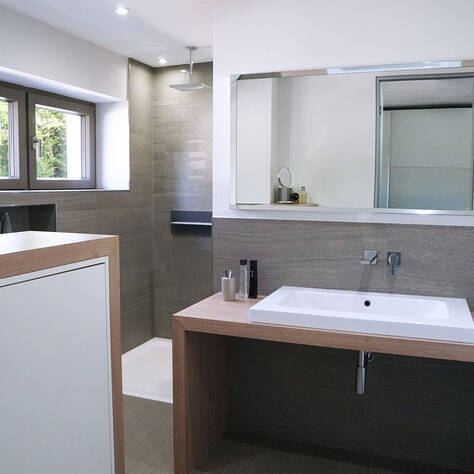 06_10_700pixelC75Ddms29Y9DY