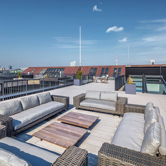 0726_RET_10_700pixel