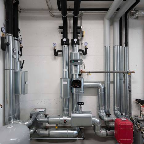 07_10_700pixelJ4YUznPMzVFMq