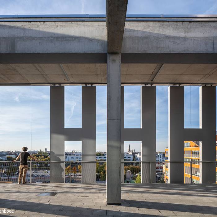 080_Werk12_-C-Ossip_1_15_700pixel