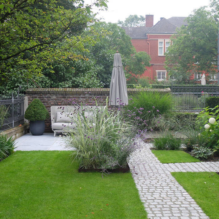 08-besgen_15_700pixelsJTvisujJJRHy