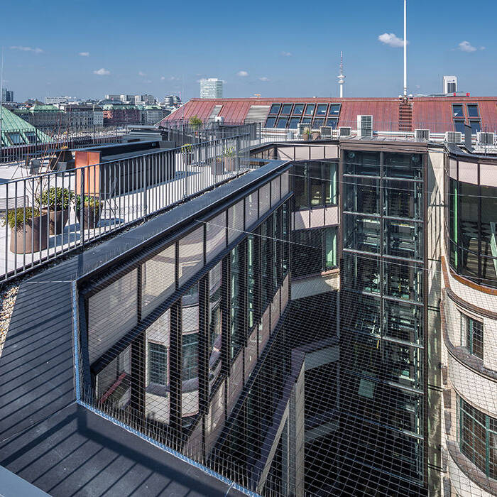 0908_RET_10_700pixel