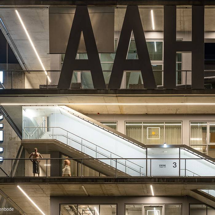 103_Werk12_-C-Ossip_1_10_700pixel