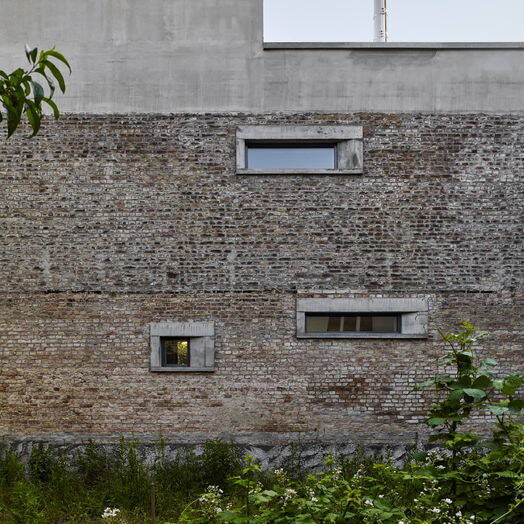 10_KR_Wollank_016_A4-300DPI_Remise_Ru-ckseite_mit_Festverglasung_in_Brandwand_700pixel