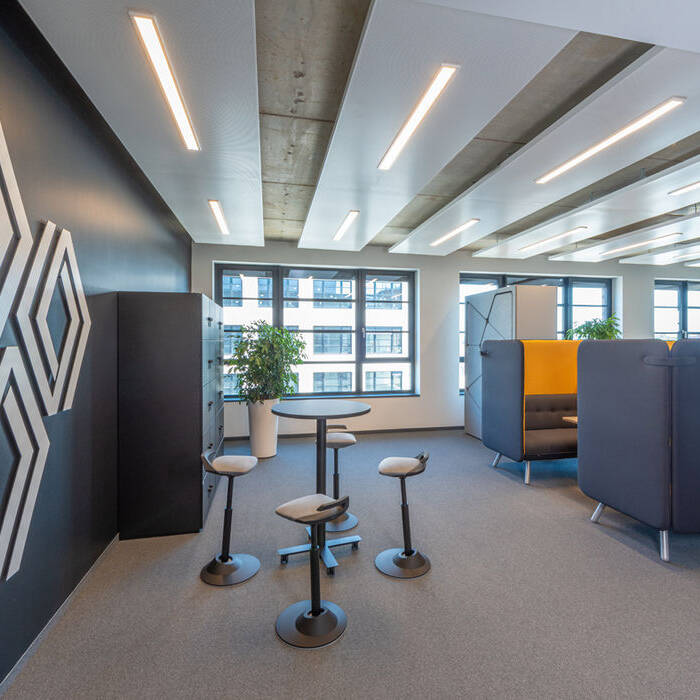 10_Renault_5-OG_014_10_700pixel