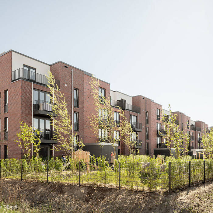 1116_MB_7527_10_700pixel