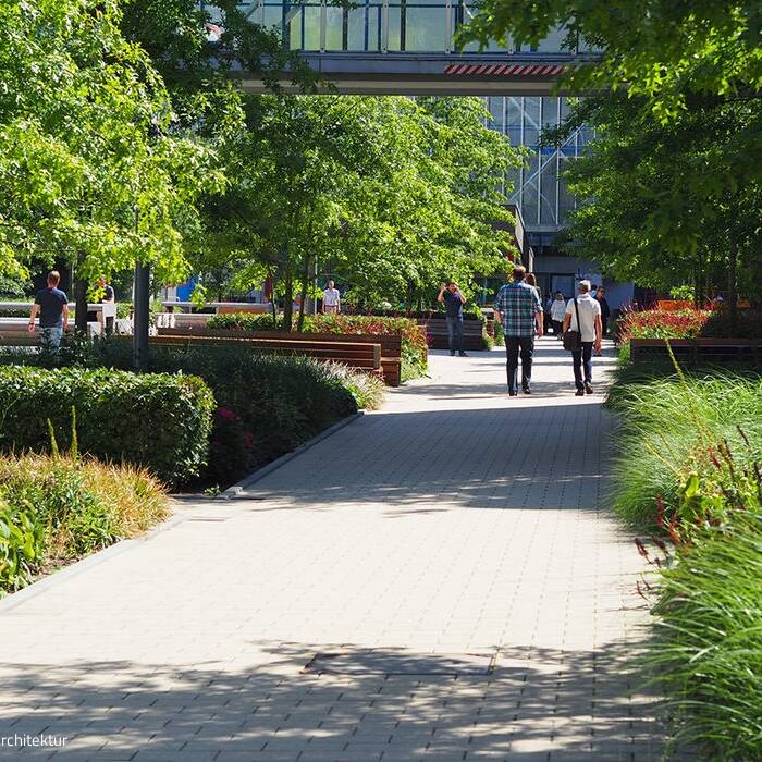 11-WES-OTTO-Space-Hamburg-Foto-WES_10_700pixel