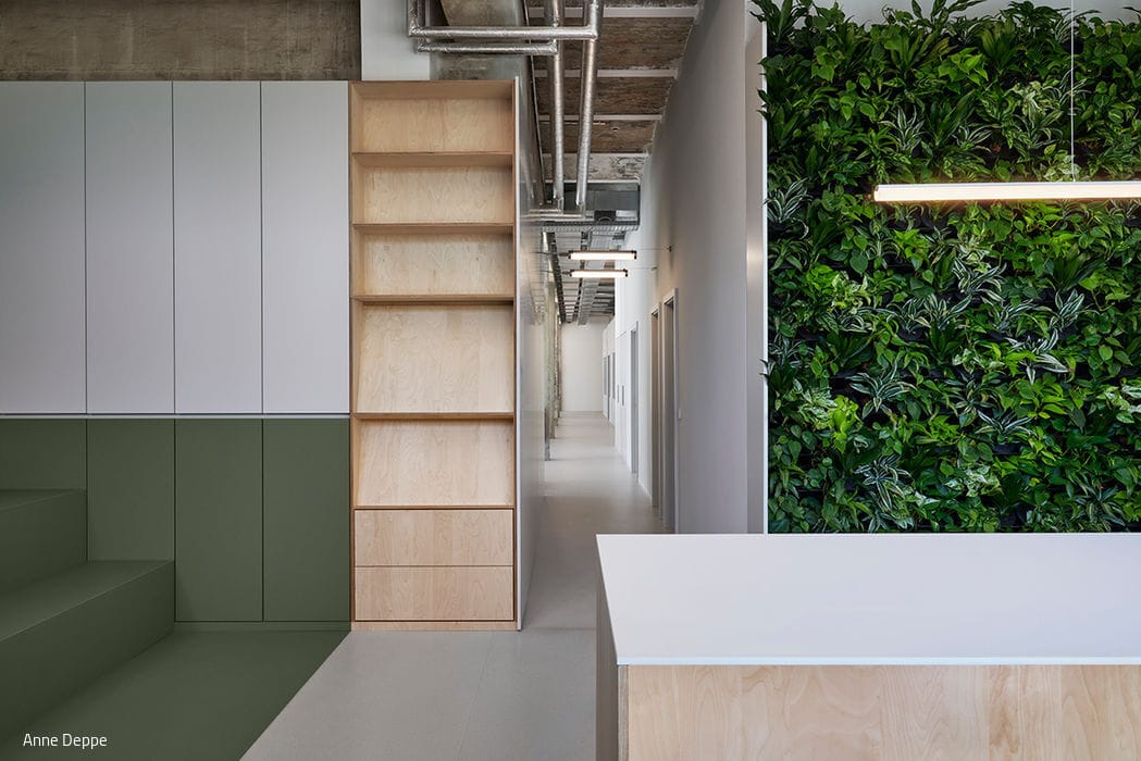 13-Ramboll_Berlin_Kueche_3_copyrights_PLY_Atelier_foto_Anne_Deppe_10_700pixel