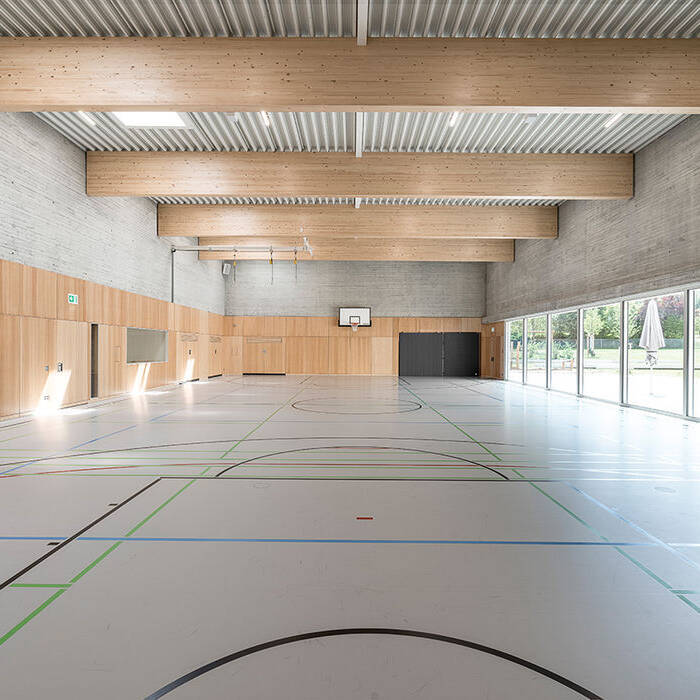 13_dzpa_Neubau-Grundschule-mit-Turnhalle-Ammerbuch-Altingen_Sporthalle_Ansicht-West_10_700pixel