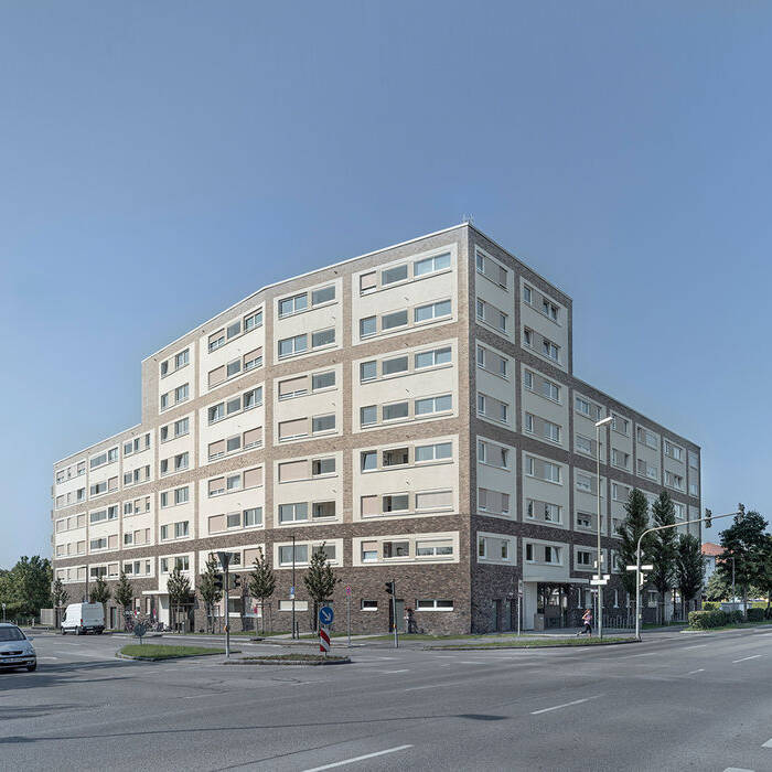 149_Foto_10_www_19_700pixel