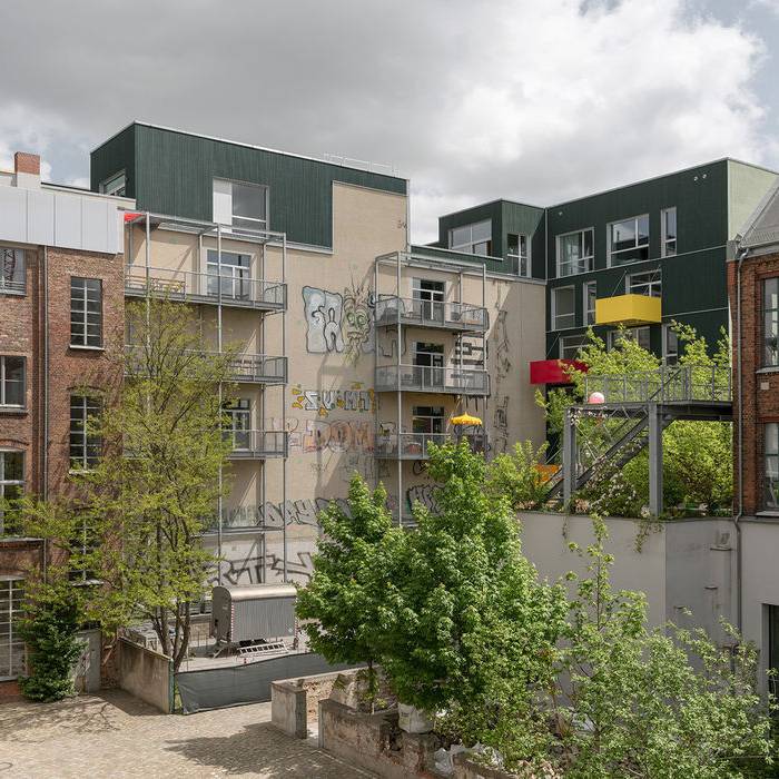 16_Li18-Berlin_Hofseite-Totale-C-Jan-Bitter_15_700pixel