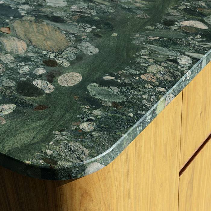 180611-IntWoPrAl-WHS-v04b_10_700pixel