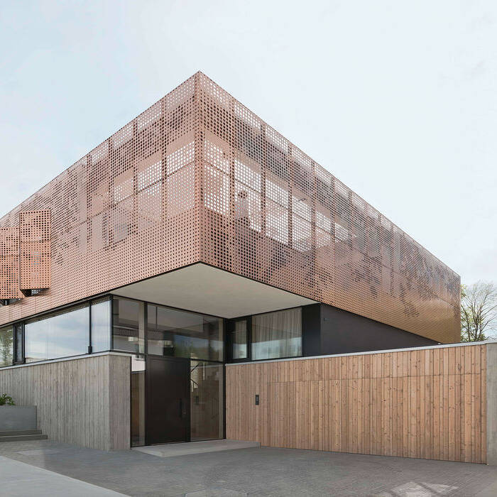 190425235B_15_700pixelUbnSlSdtzNmu2