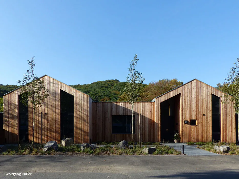 1_15_700pixelMx0uVwALlImwC