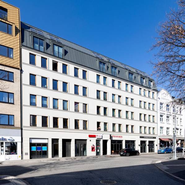 1_Kunst-Herbert_Bahrenfelderstr_aussen-7197_15_700pixel