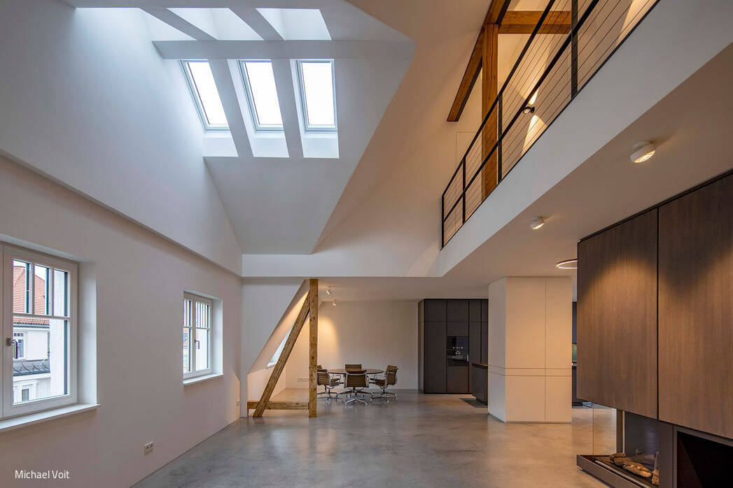 20035004_15_700pixel