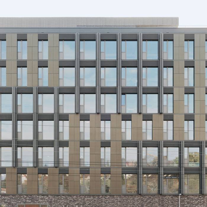 201112024_15_700pixel