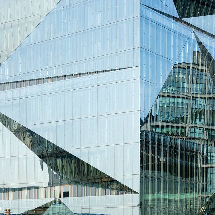 2020-02-09-caimmo-berlin-cube-muhs-24_15_700pixel