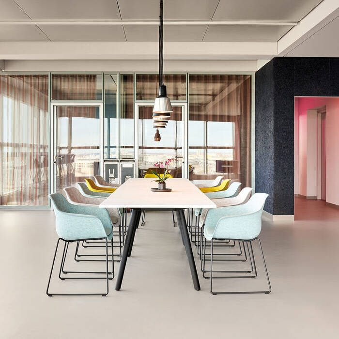 20200220-everyworks-1338_print_15_700pixel