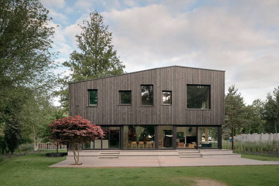 2020_MSA_Holzhaus-in-Brandenburg_09-Simon-Menges_21-06_HiRes_23_41_700pixel