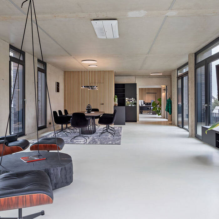 20230421_123307_56745_15_700pixel