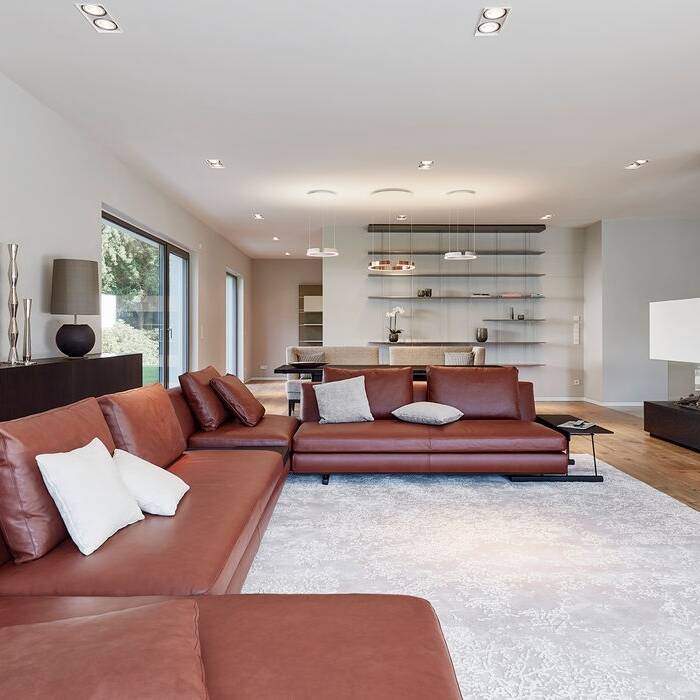 2047_M01_HE_15_700pixel