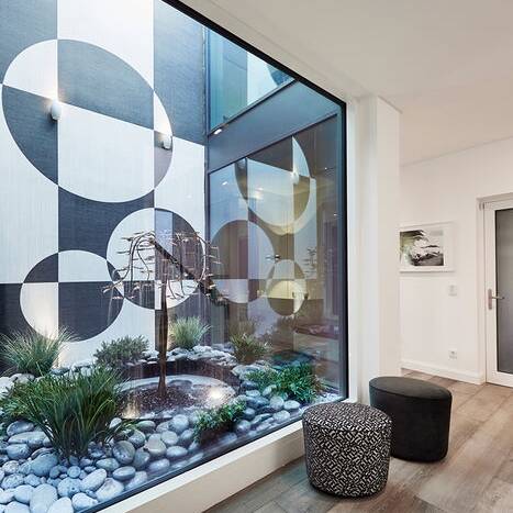 2049_M21_HE_WEB_10_700pixel