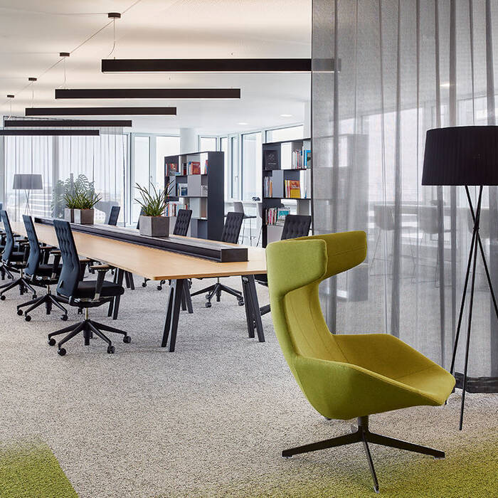 2073_M16_HEOnline_10_700pixel