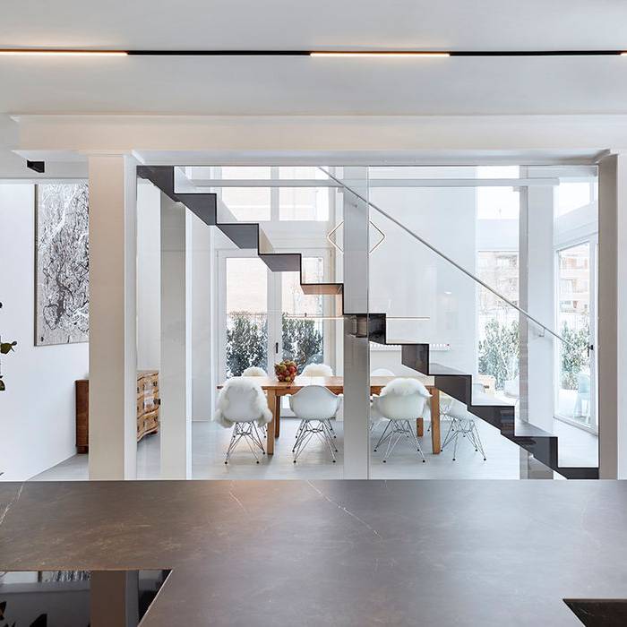 2093_M03_DRUCK_10_700pixel