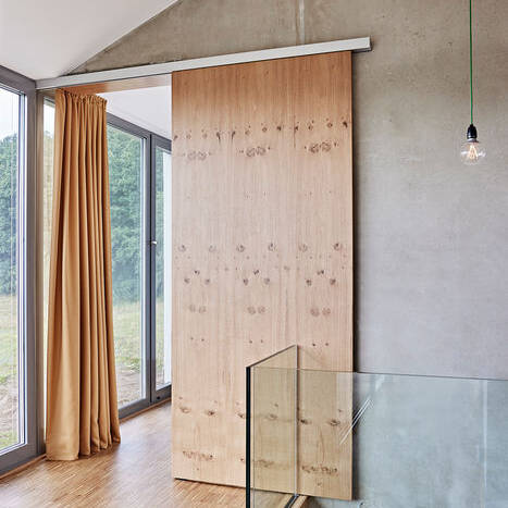 2104_ZonEichen_Ref02_M10_10_700pixel