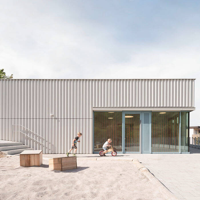 210509038_15_700pixel