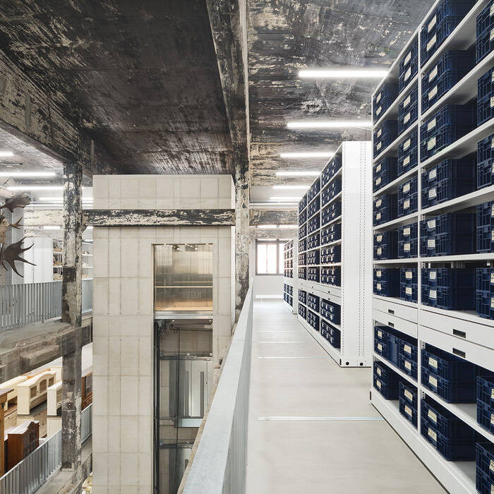 210514A027_15_700pixel