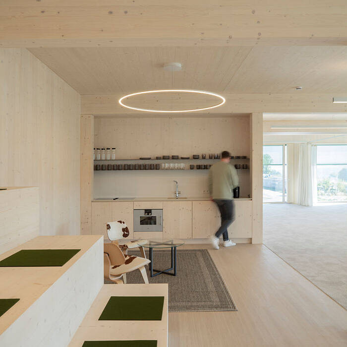 211010_Sitztreppe_3_10_700pixel