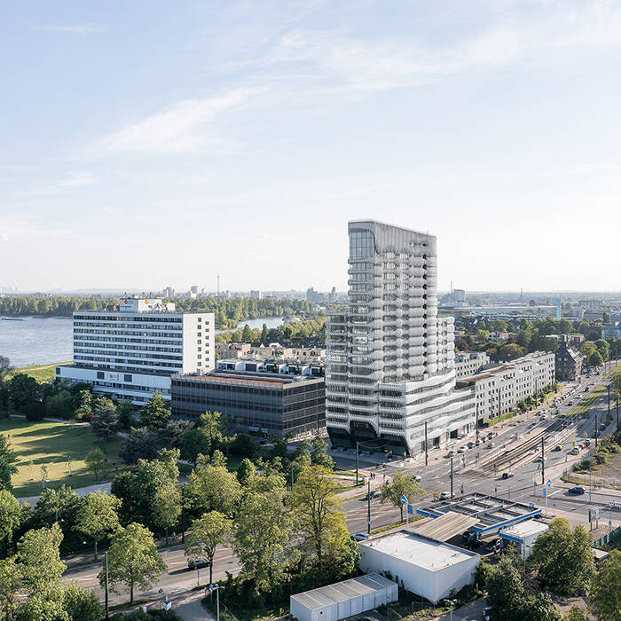 21_RKM740_19_700pixel