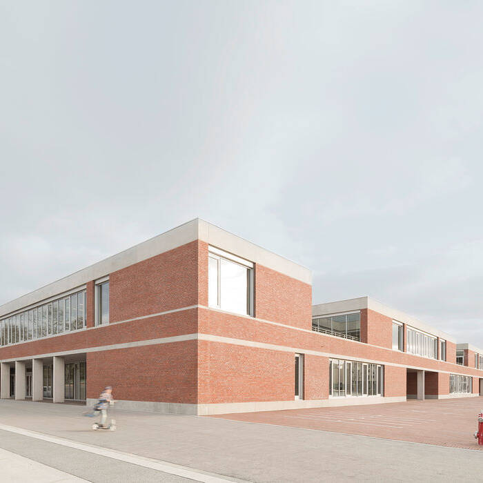 220130030_15_700pixel