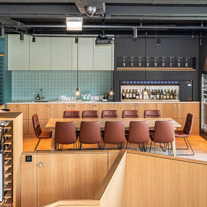 220527-Winebank-c-Sylt-Connected-4_19_700pixel