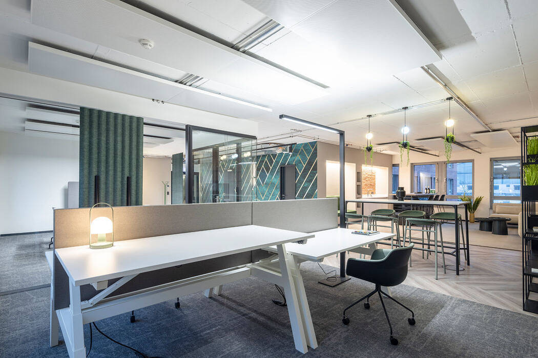 221223A_Kontorhaus_2842-Pano_19_700pixel